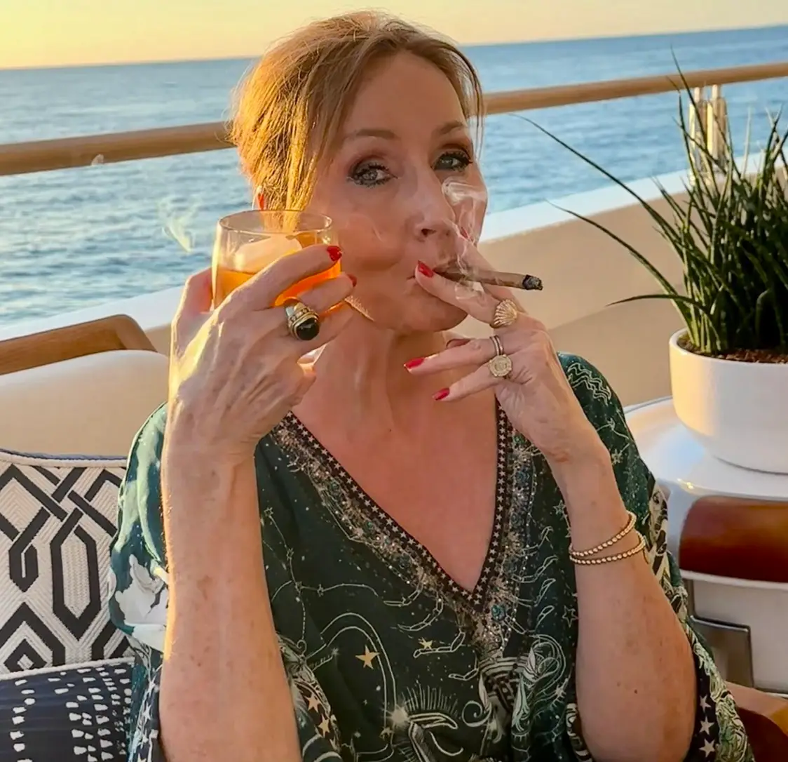 JK Rowling celebrated the Supreme Court ruling with a cigar and drink (@jk_rowling/Twitter)