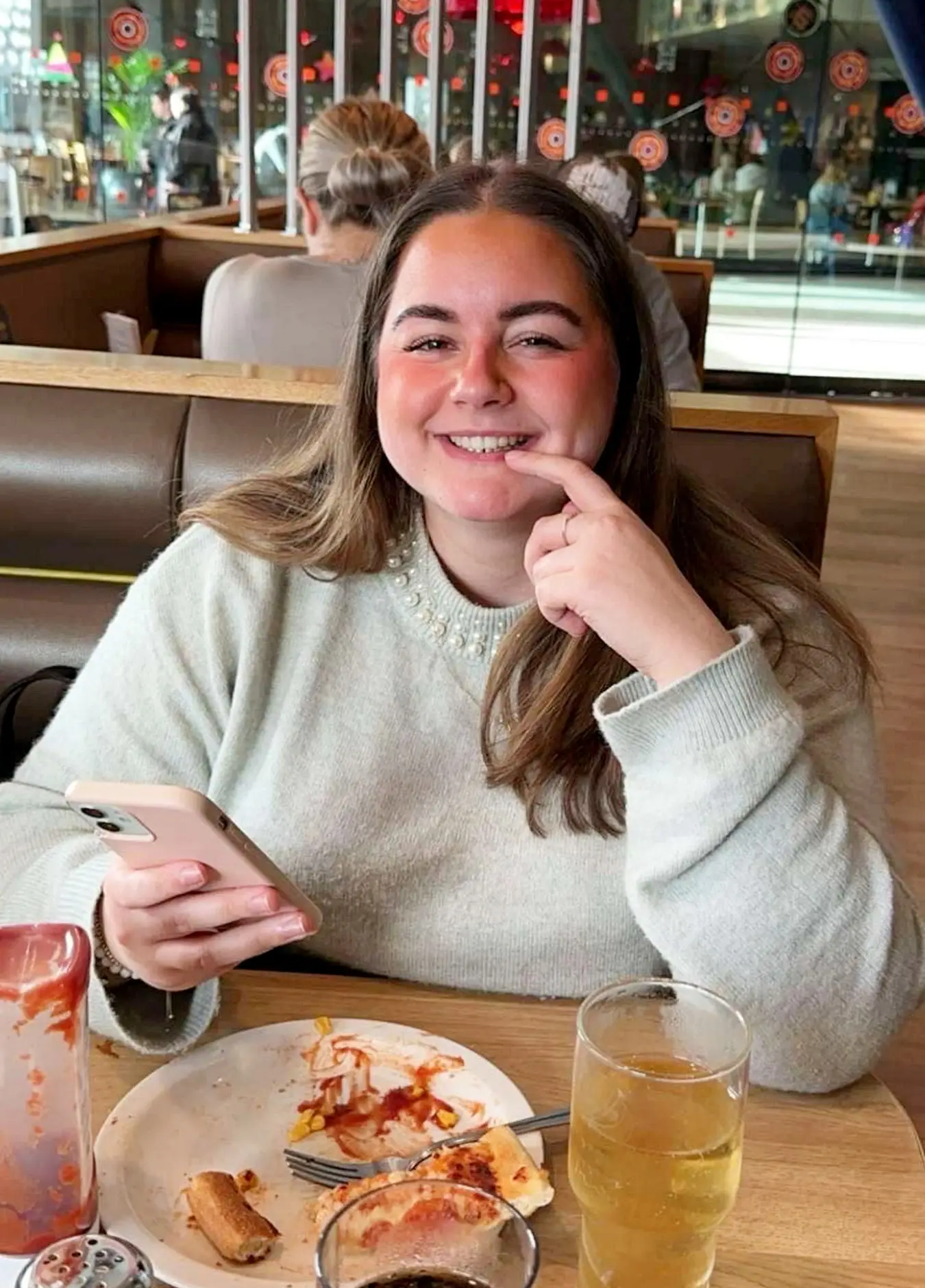 Emilie Heeks was 18 stone before tying the knot (SWNS)