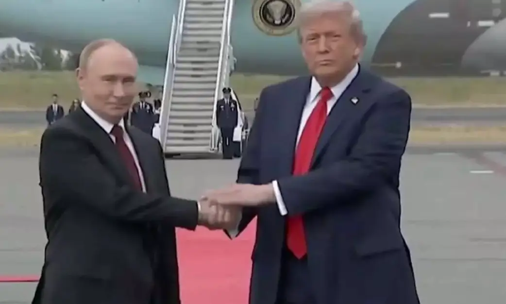 Could Putin and Trump agree to build a tunnel between their countries? (RSBN)