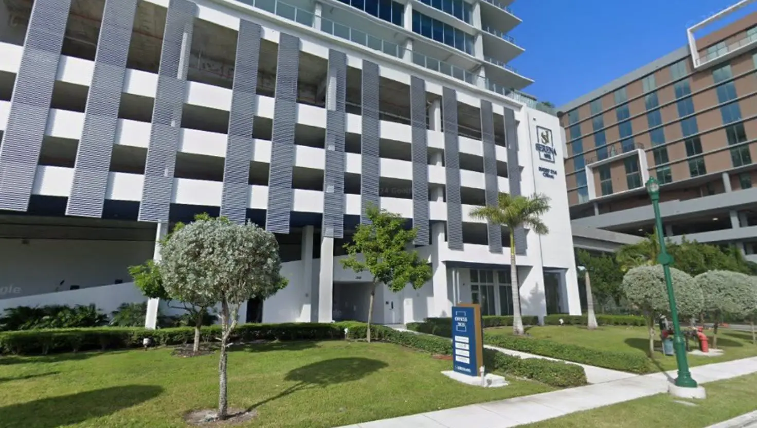 The woman believed she'd been a victim of theft after Sercle allegedly fled their hotel room (Google Maps)