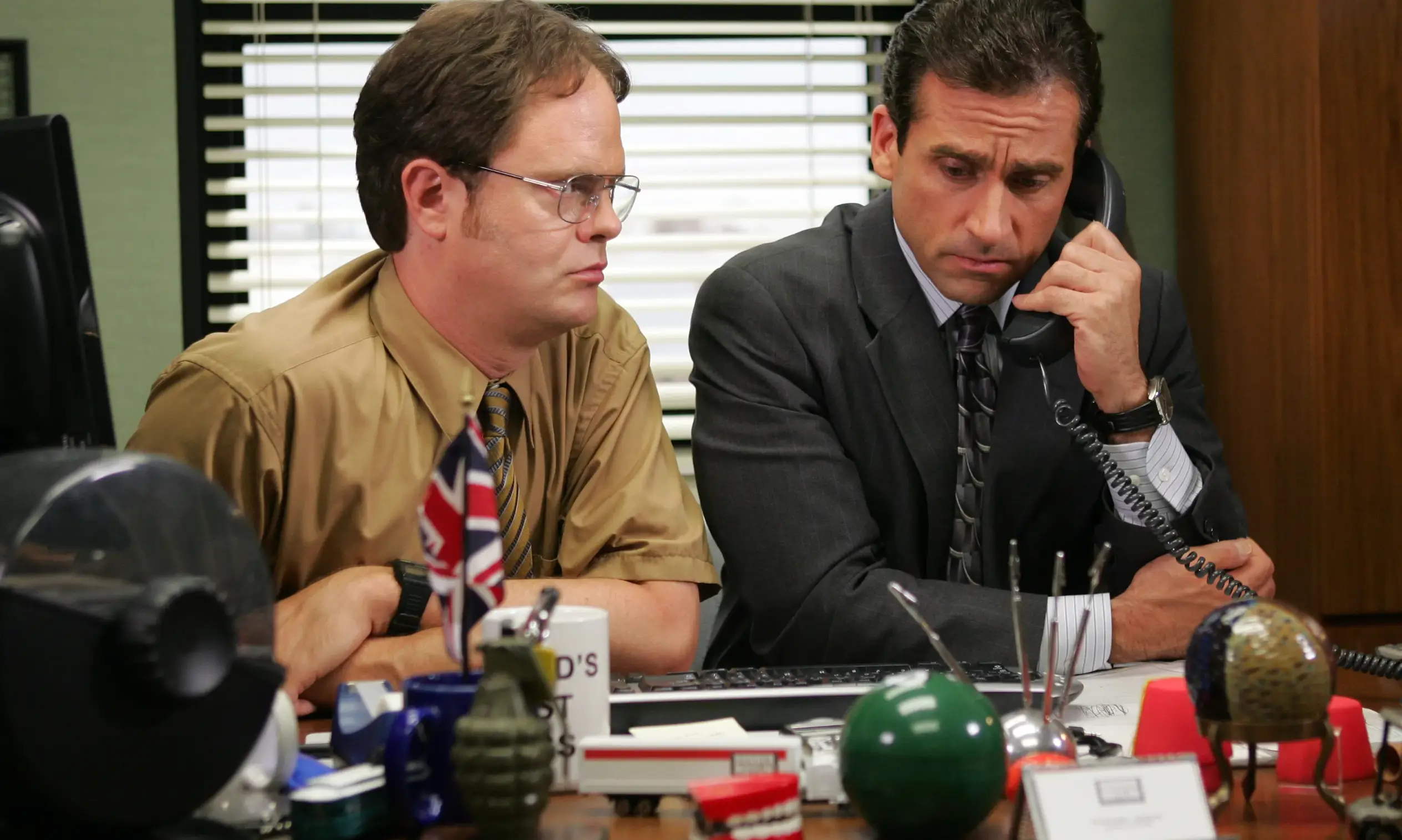 From season two onwards, Carell looked noticeably more 'Hollywood'.