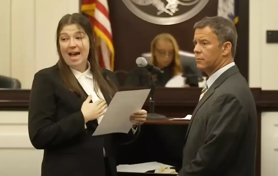 Jamie Lee Komoroski was tearful in court (WCBD NEWS 2)