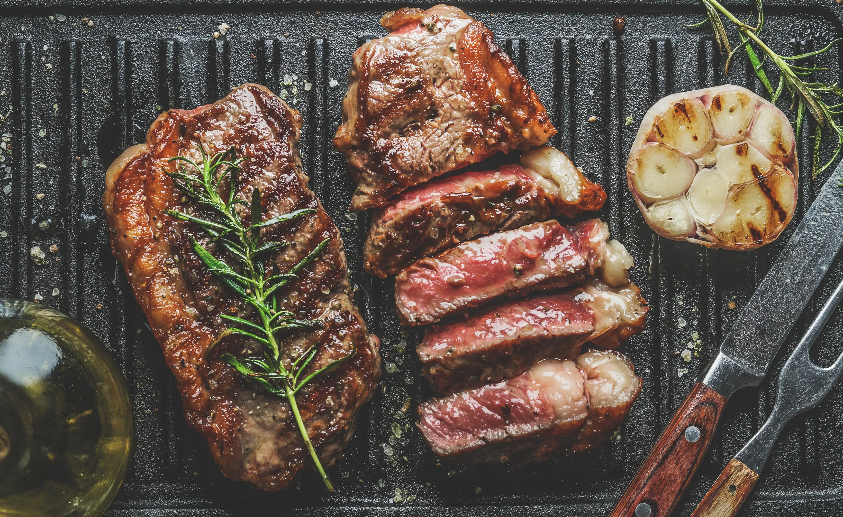 How can you say no to this juicy-looking steak? (Getty stock)