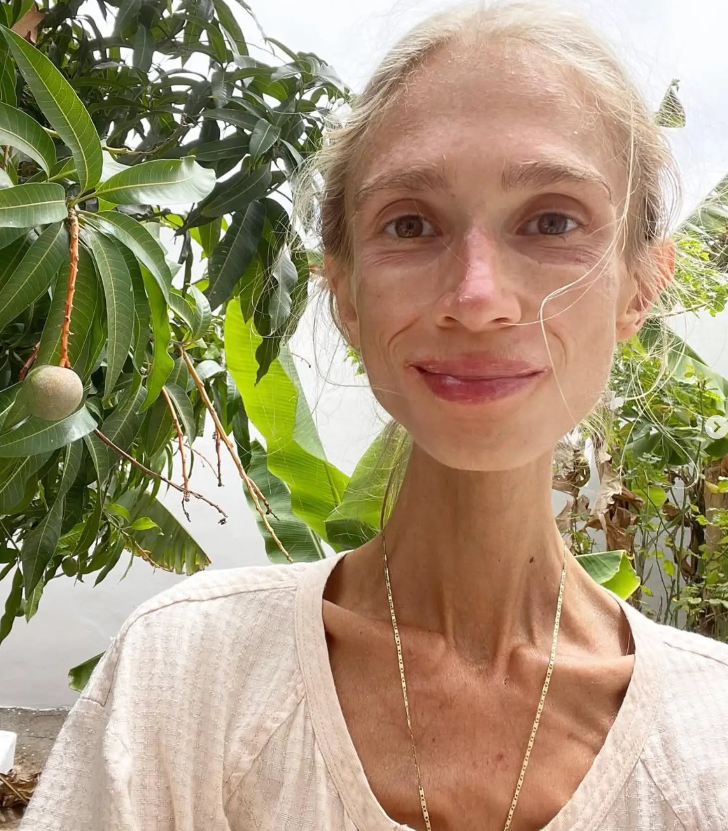 Staff were concerned with Karolina Krzyzak upon checking in (Instagram/@carolina.mariie)