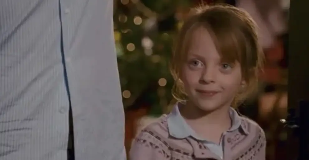 Jude Law and Cameron Diaz gifted her a jacket on set (Columbia Pictures)