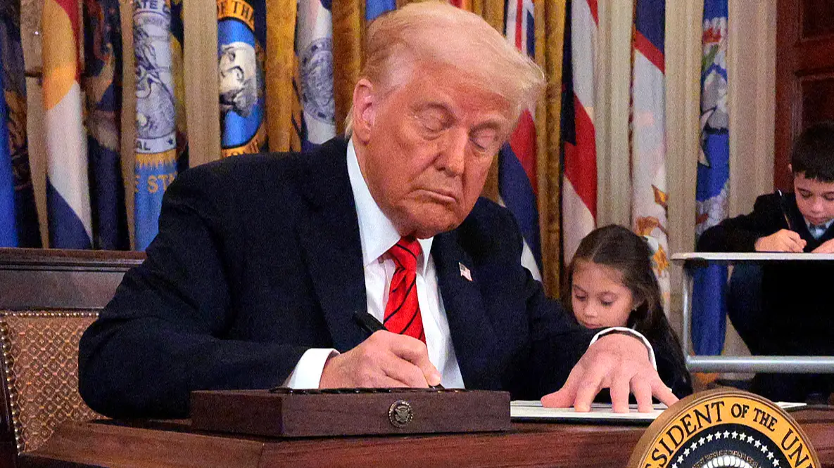 Mysterious 'mark' spotted on Trump's hand again while signing order to end Department of Education