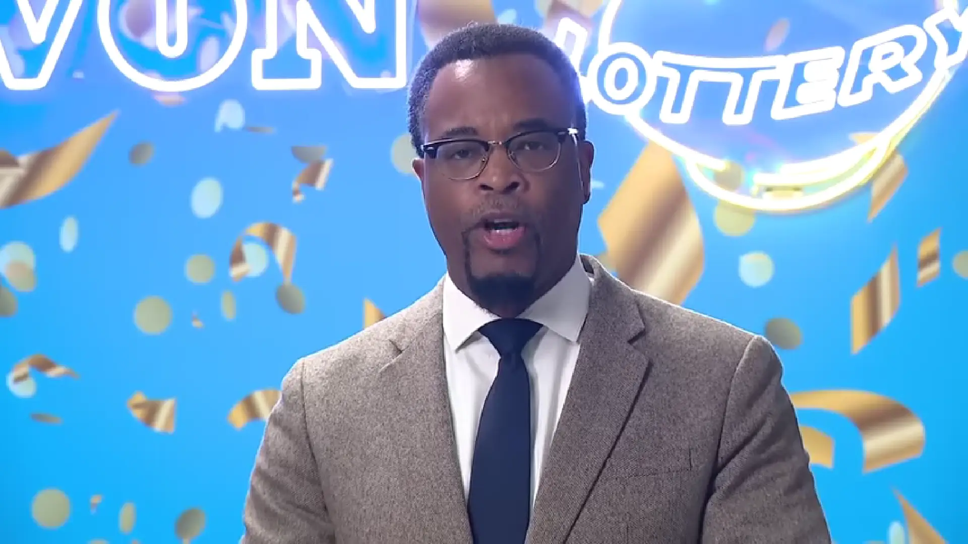 Illinois Lottery Director, Harold Mays in a press conference following the lottery draw.