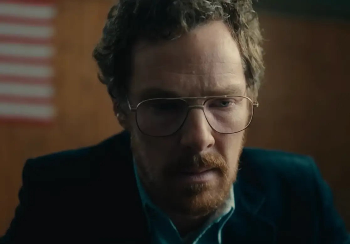 Benedict Cumberbatch plays the father in the series. (Netflix)