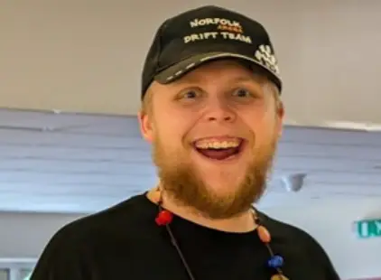 Andre was 24 years old when he passed away (andreyarham.muchloved.com)