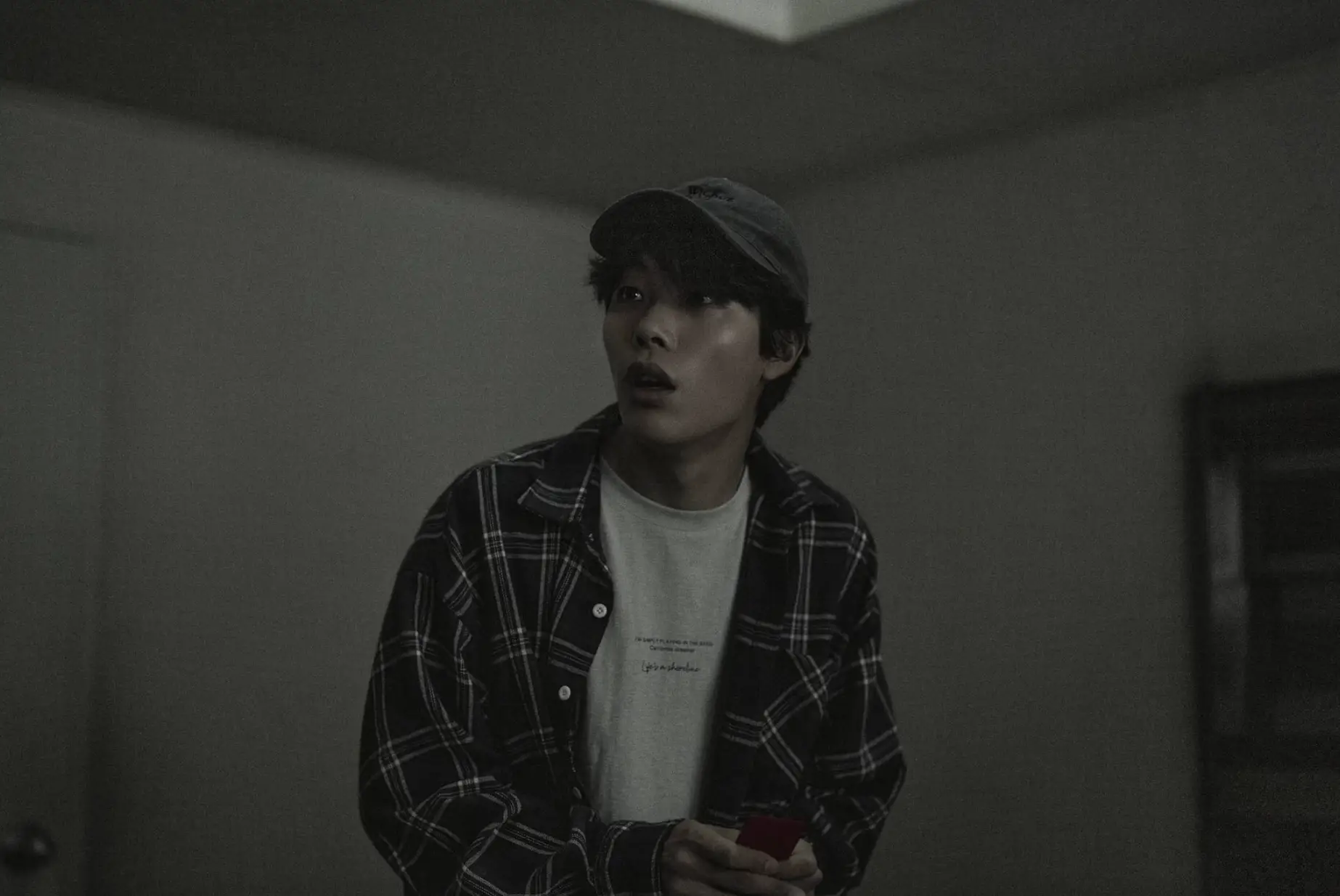 The 8 Show has some similarities to Squid Game (Netflix)