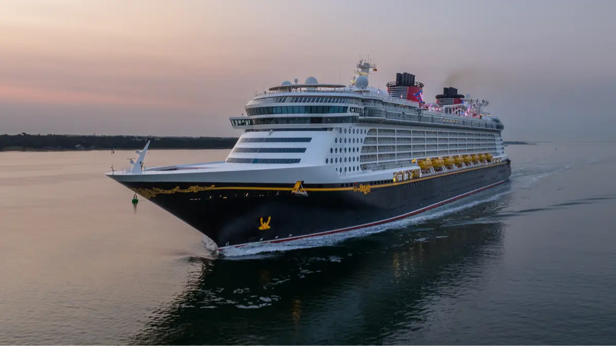 Getty Images/Wayleebird