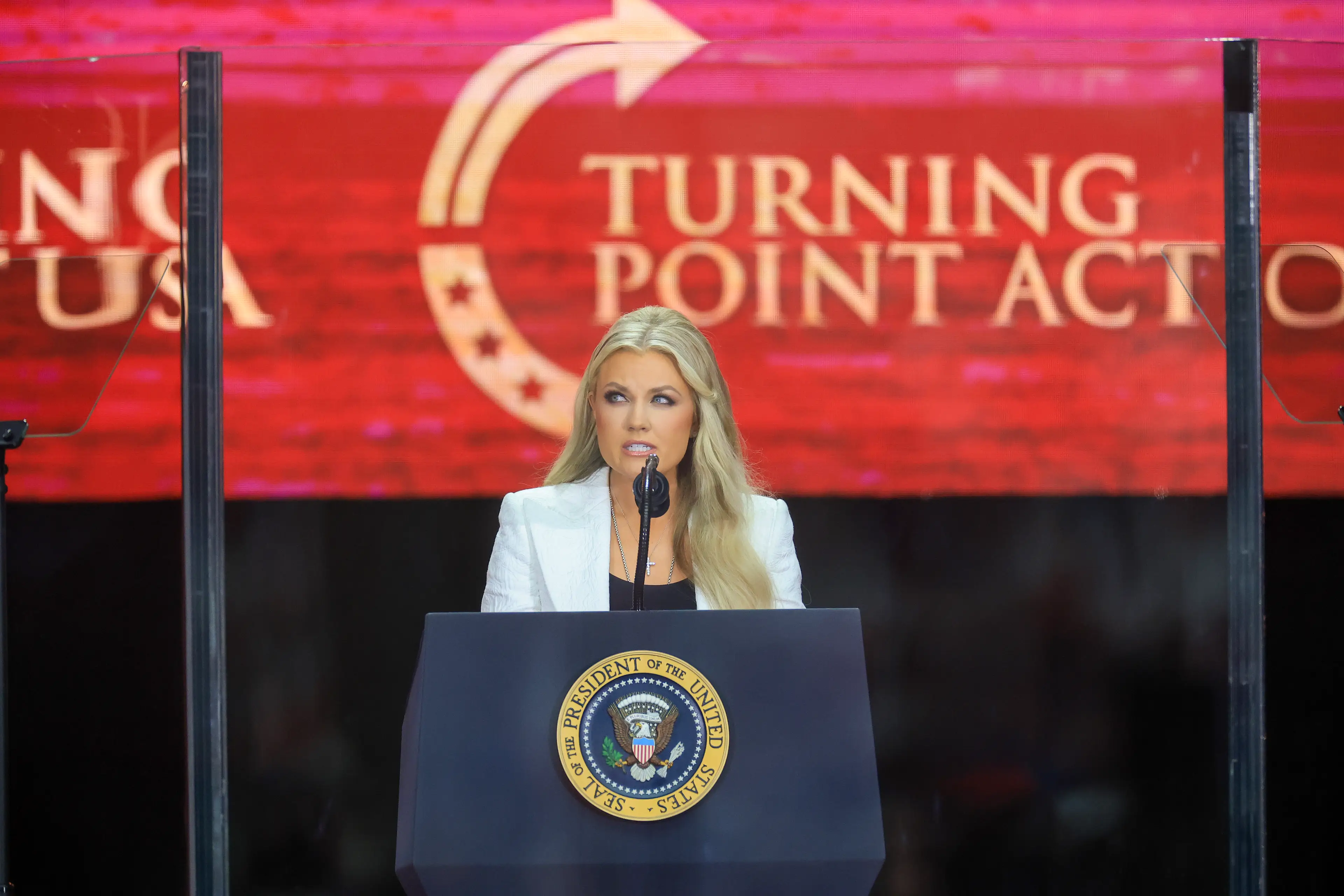 Erika delivered an emotional speech at her husband's memorial (Joe Raedle/Getty Images)