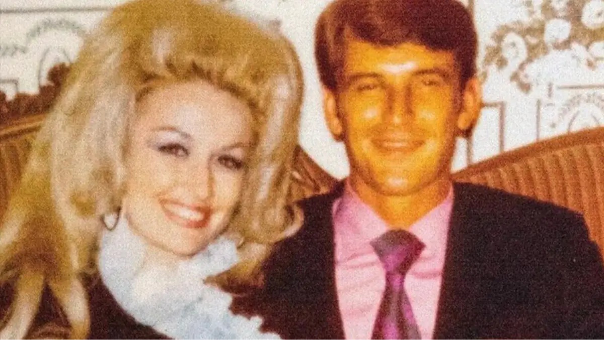 Instagram/dollyparton