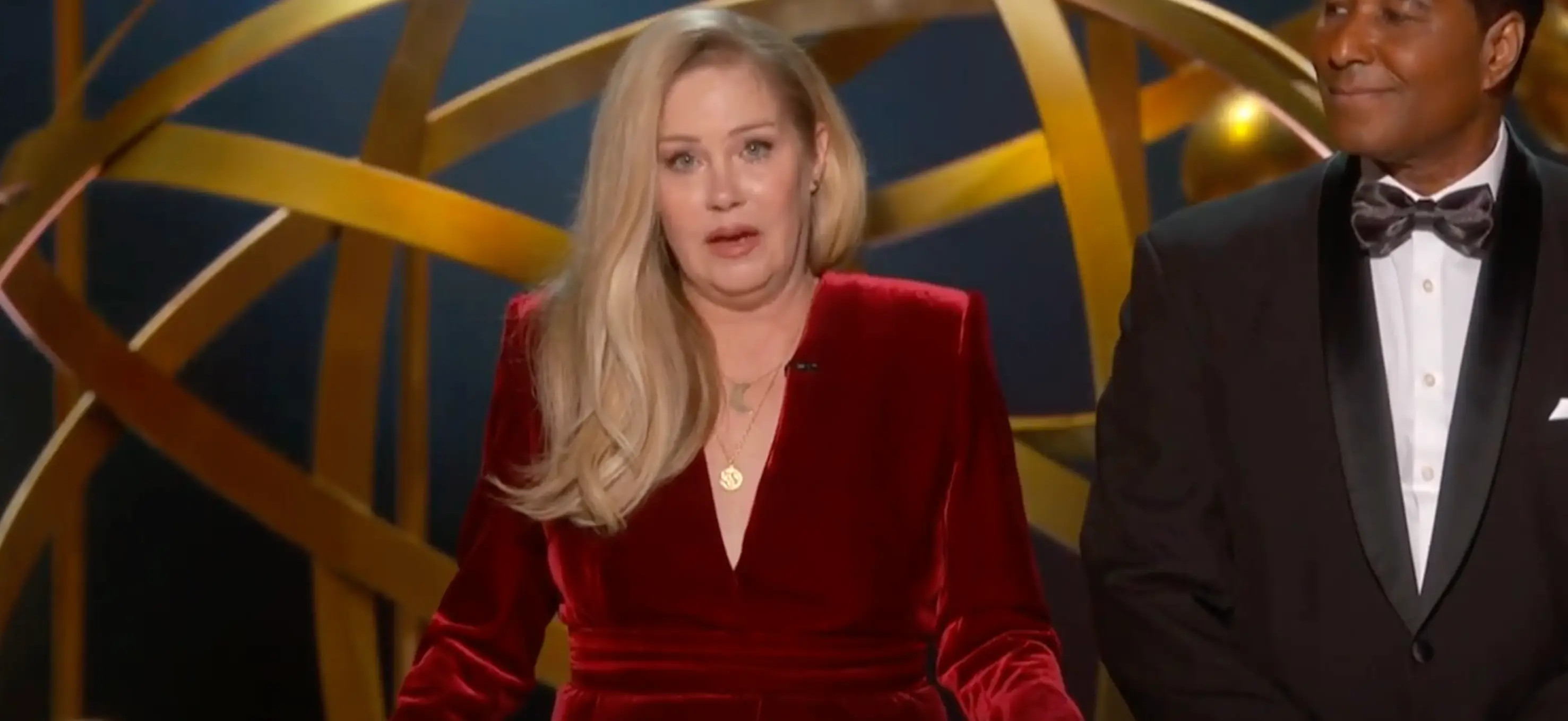 Applegate was diagnosed with multiple sclerosis in 2021.