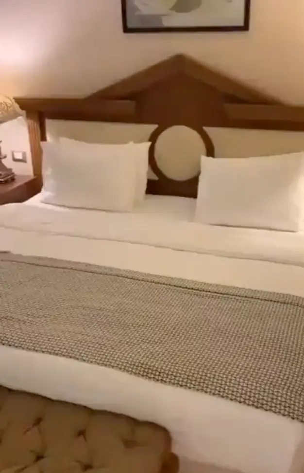 The hotel room actually starts off looking really nice.