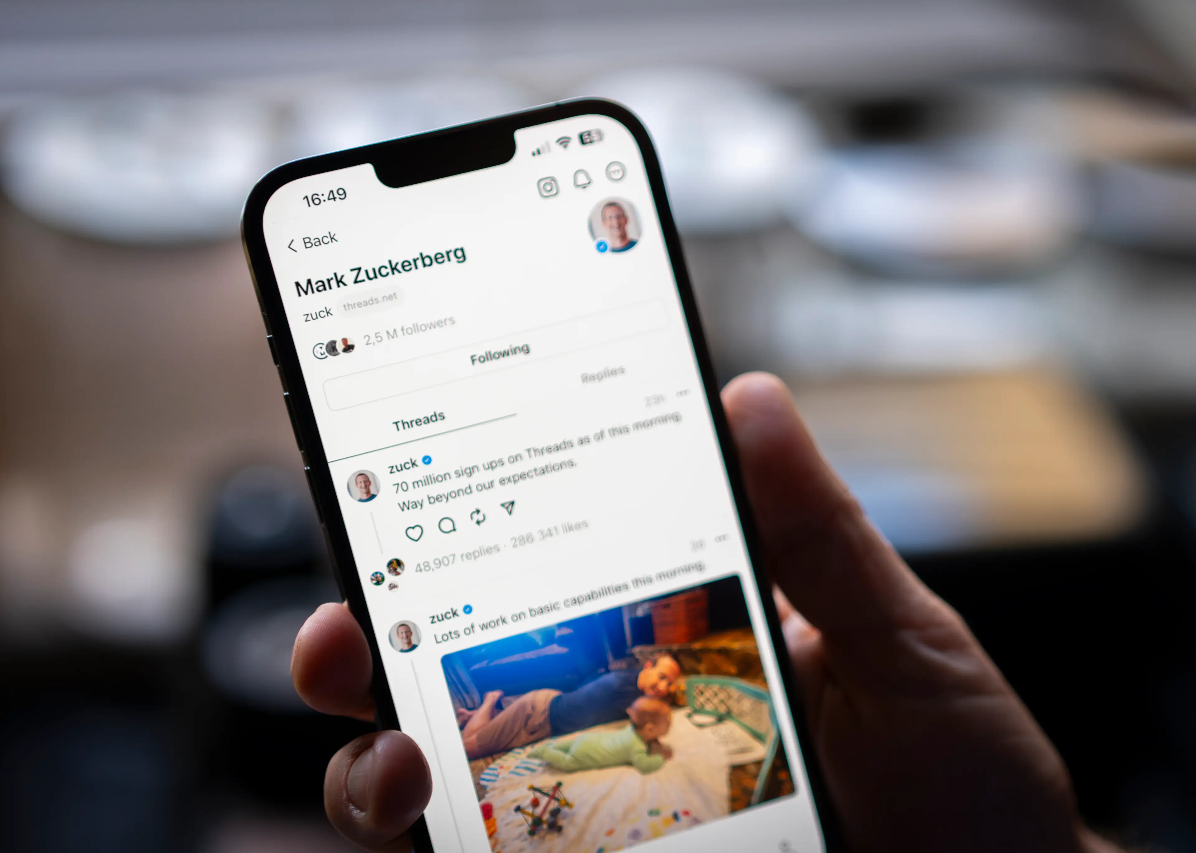 Threads has received more than 100 million sign ups in a week.