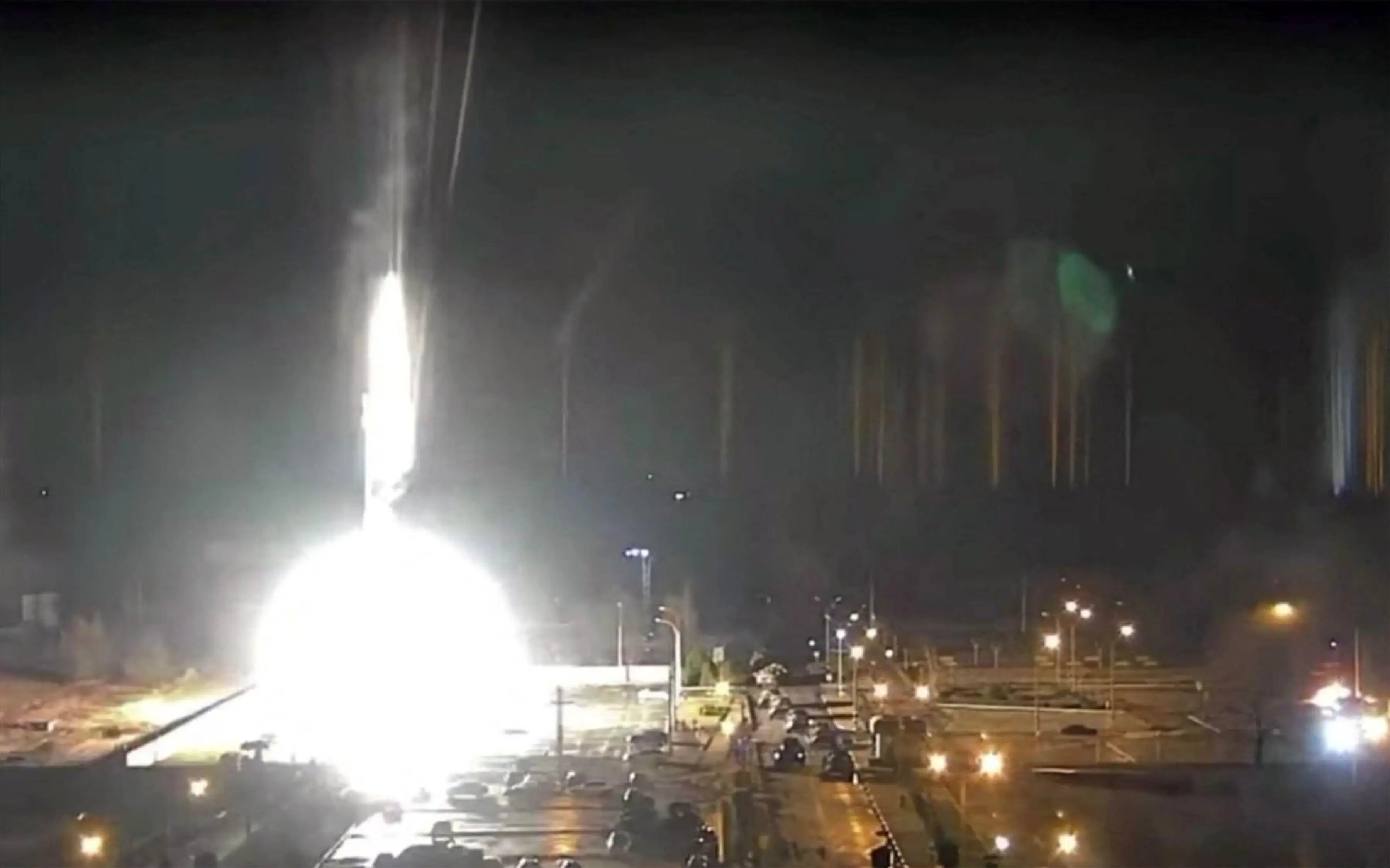 Zaporizhzhia nuclear power plant hit by Russian fire (Alamy)