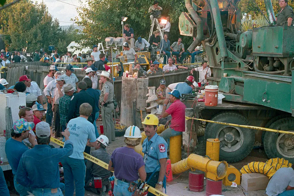 The rescue mission lasted nearly 60 hours. (Bill Nation/Sygma via Getty Images)