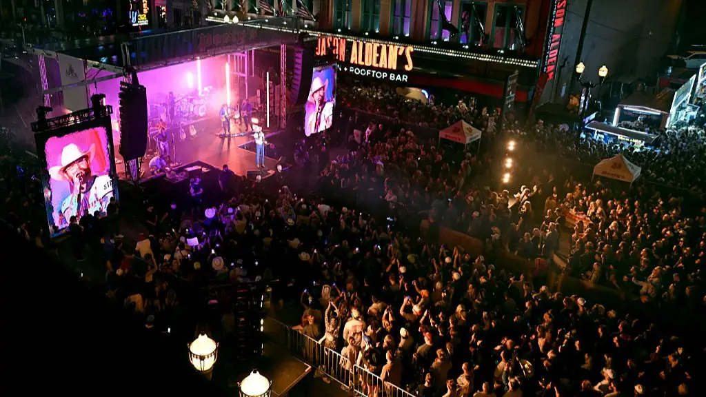 Carly Mackler/Getty Images