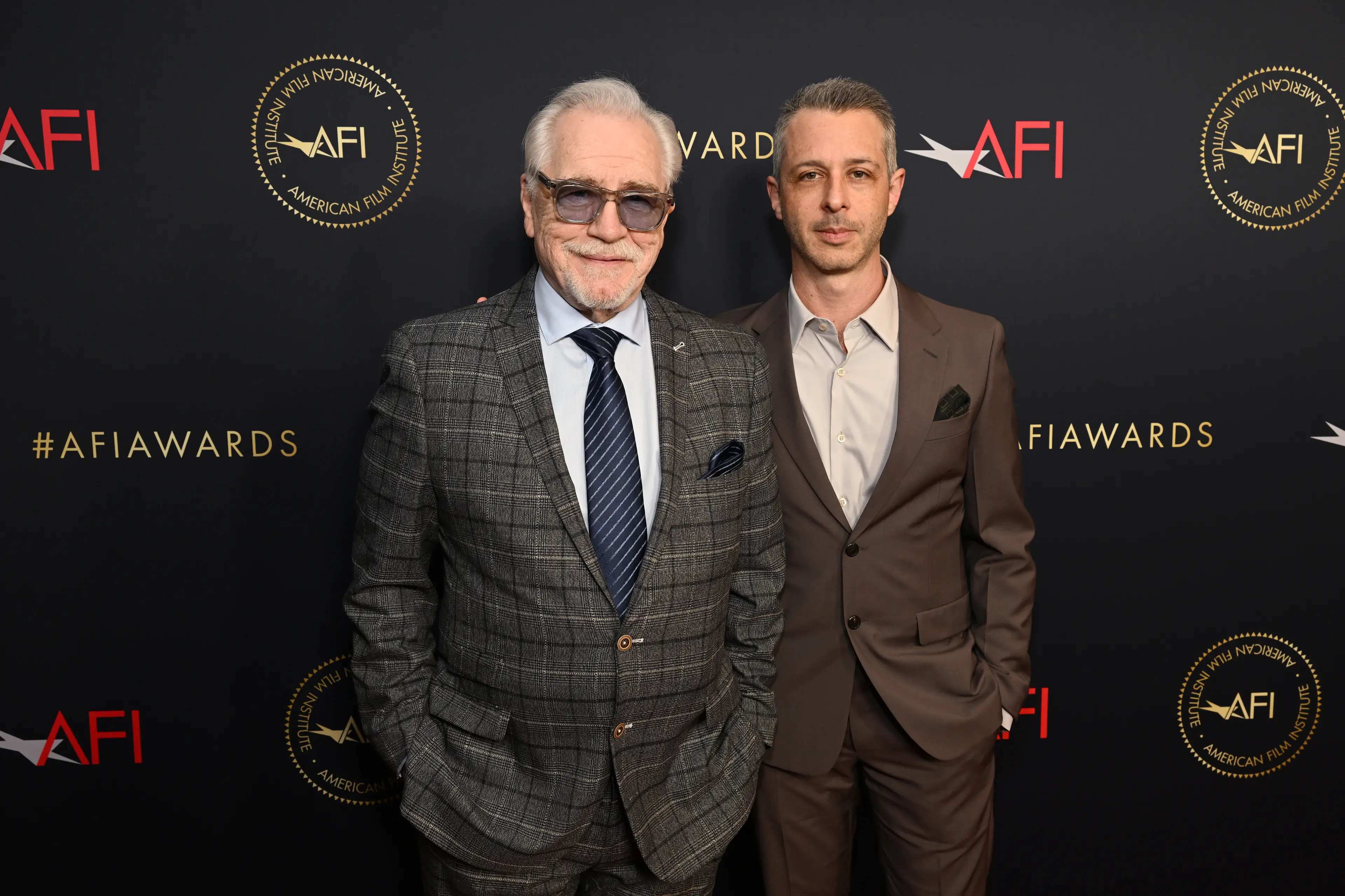 Jeremy Strong (pictured on the right of Cox) has defended his acting style (Michael Kovac/Getty Images for AFI)