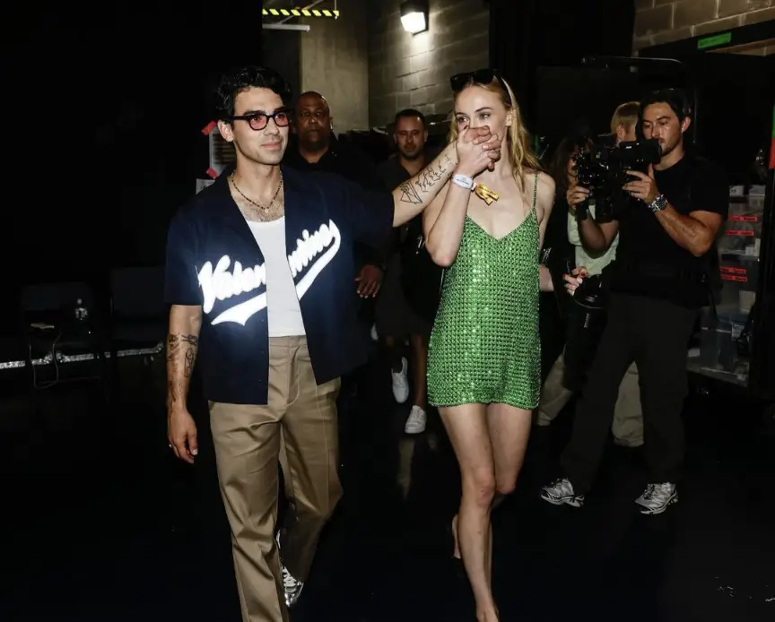 The pair were loved up just two weeks before the divorce case and one day before the argument that led to the marriage breakdown.