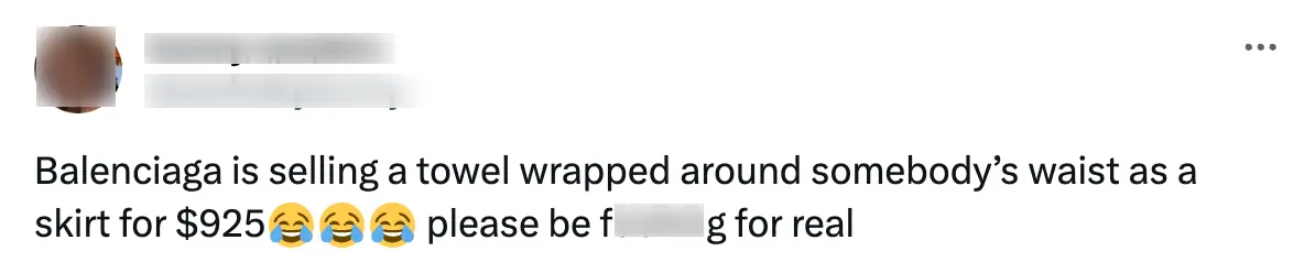 People online were confused by the outfit.