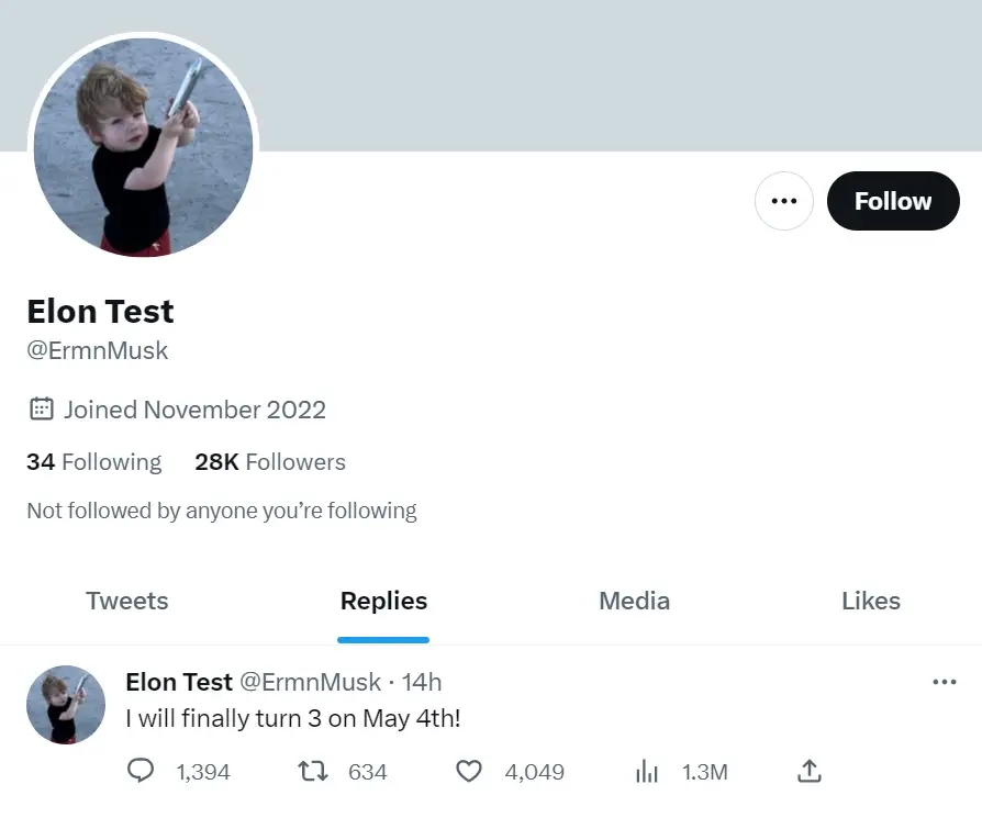 That little picture is the same one as this Twitter account, which according to the stated birthday would be for X AE A-XII, Musk's child with Grimes.
