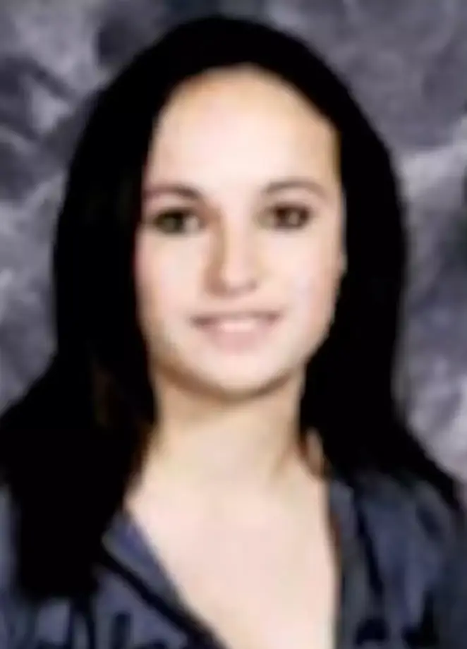 Hewitt was able to juggle posing as a teenager in high school along with living her real life, which included socialising with friends (Sharon High)