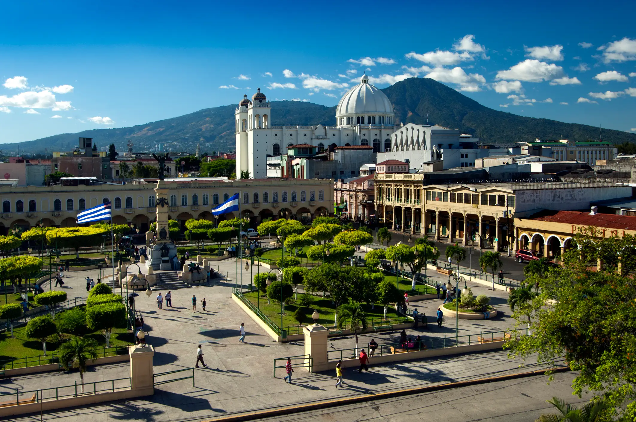 Plaza Libertad in downtown San Salvador featuring the San Salvador Volcano in the background (Getty stock)