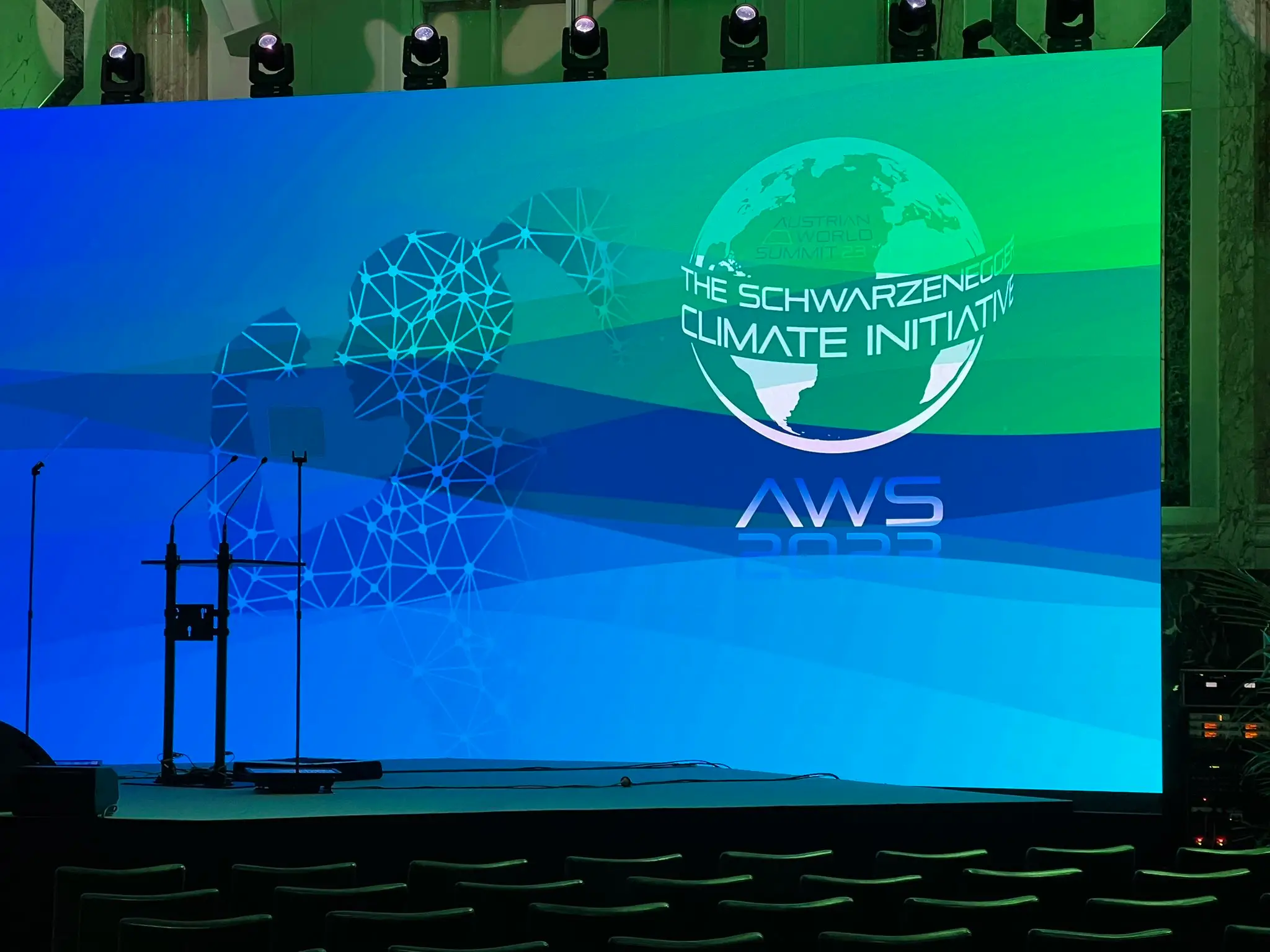 The FUBAR actor flew to Vienna for a climate change summit.