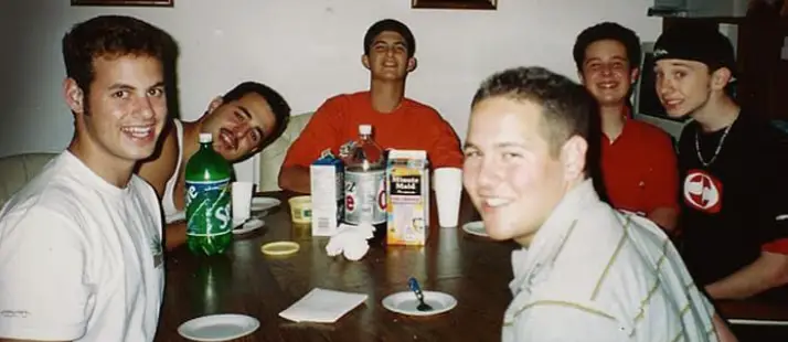 The group at 17 (Reddit/Kevin Opos)