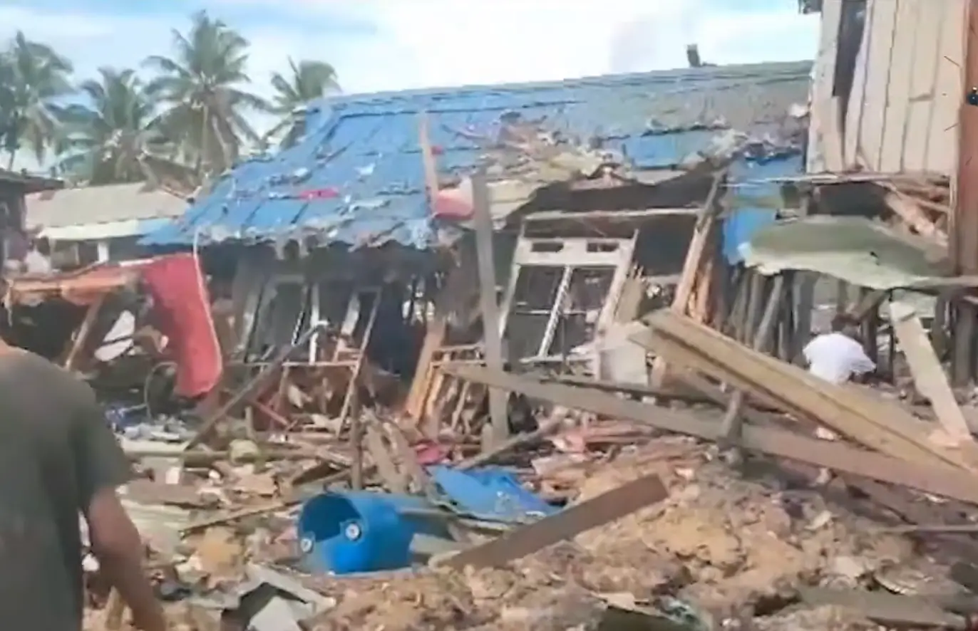 The blast has caused extensive damage to properties (ANTARA News/YouTube)