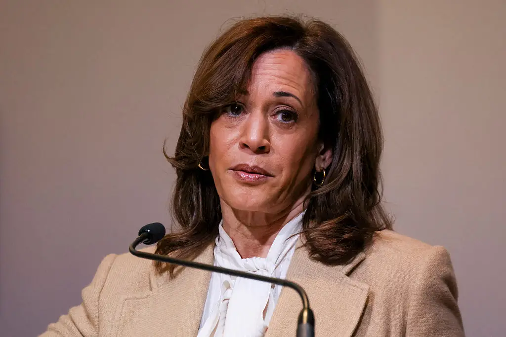 Kamala Harris has taken a swipe at Joe Biden in her upcoming memoir (Juliana Yamada / Los Angeles Times via Getty Images)