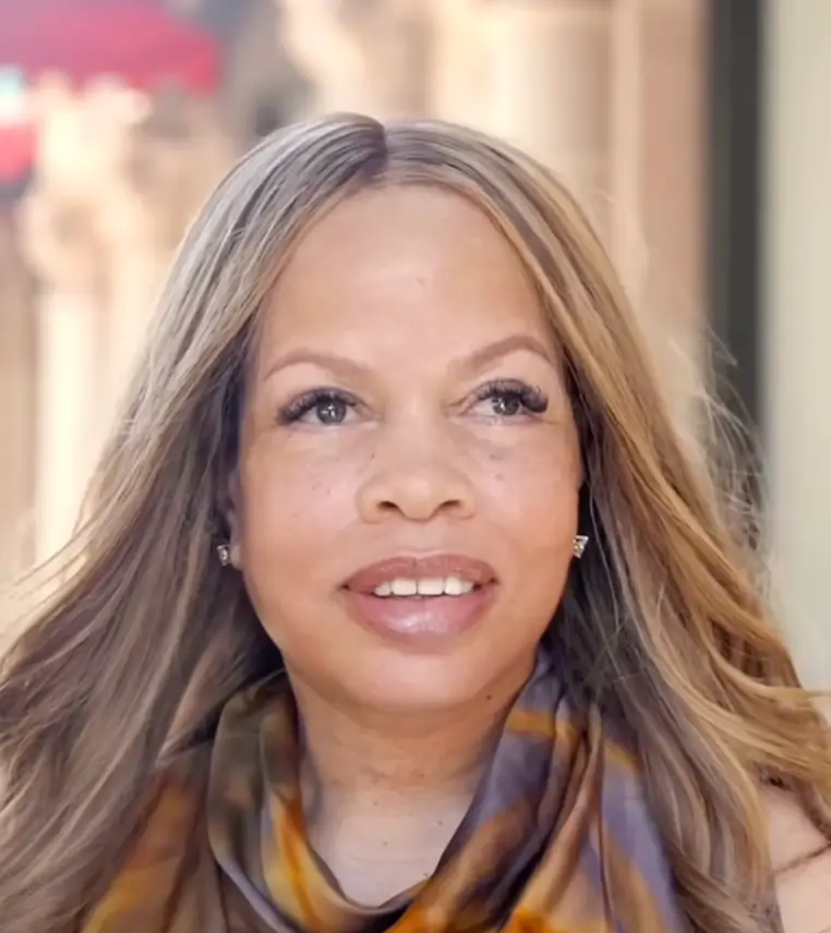 In her 'after' pictures she can be seen looking more rejuvenated and fresh (YouTube/@Dr.Truesdale)