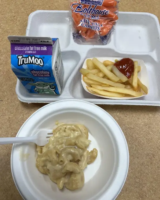 The student shocked Reddit users with their photo. (Reddit/u/Thebiggestbot22)