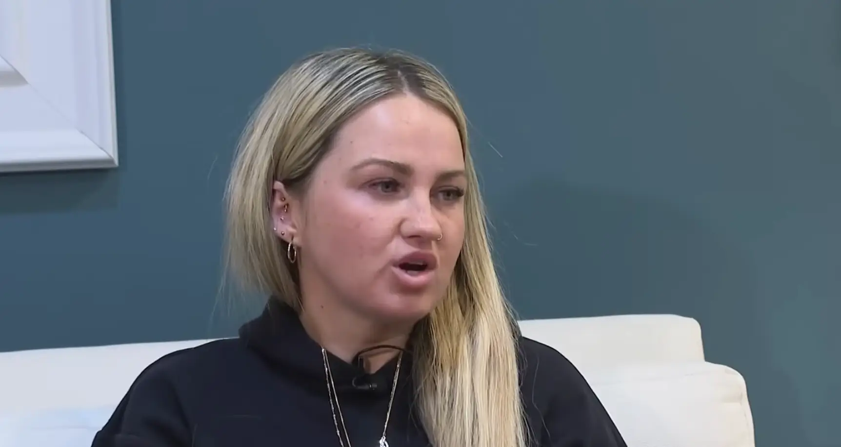 Tiffany Smyth expressed concern for her husband's welfare in ICE detention (CBS Boston)