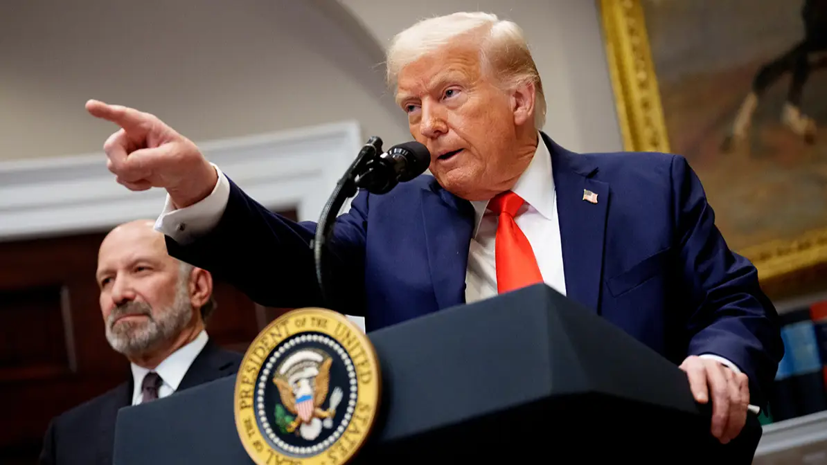 US stock market plummets as Trump announces he's doubling tariffs on two major Canadian goods