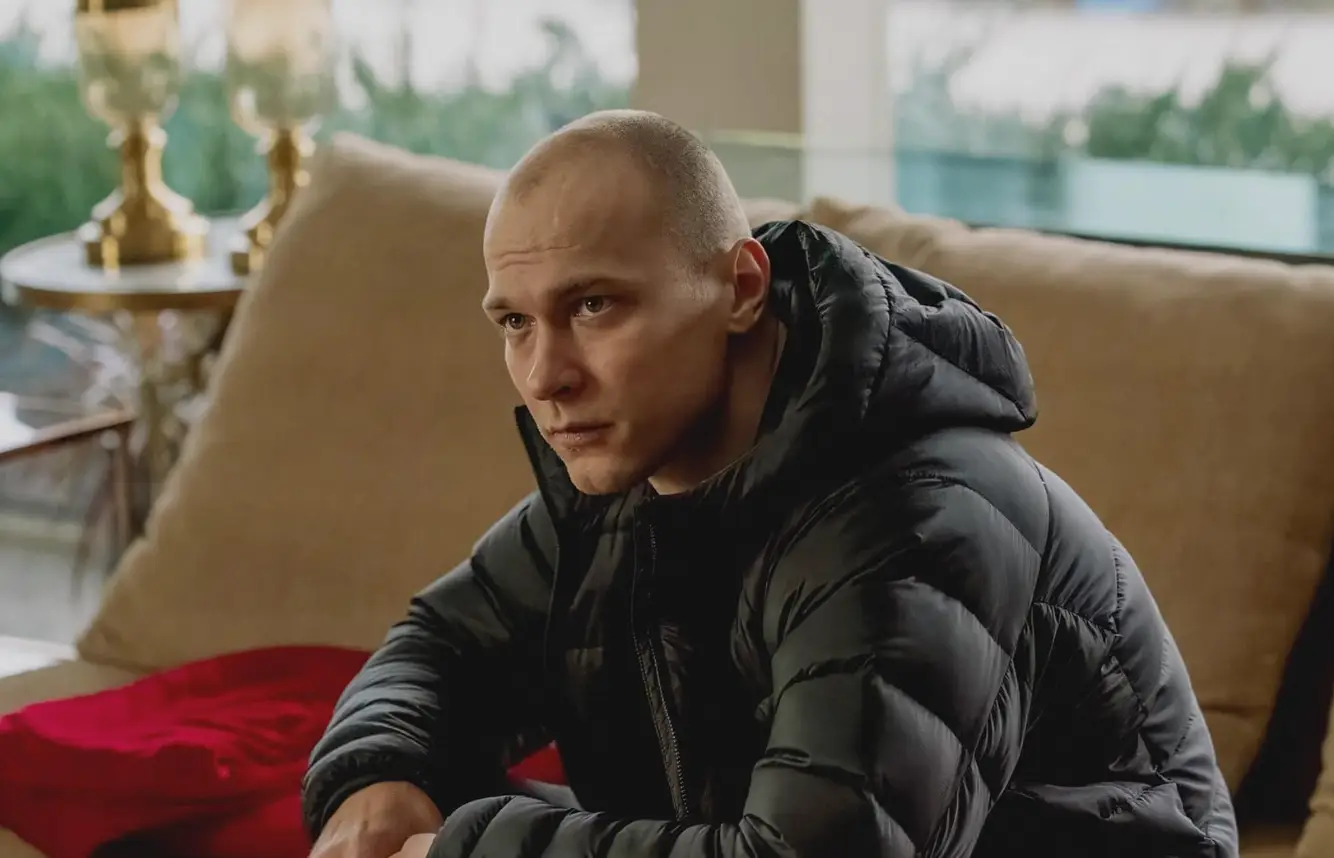 It's impossible not to mention Yura Borisov too (Neon) 