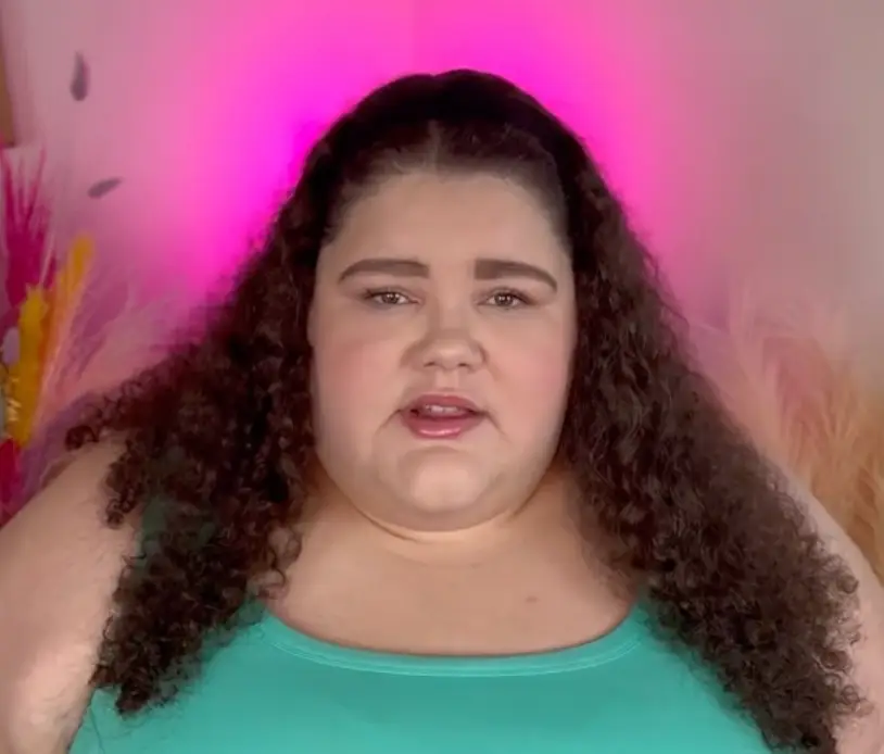 Jaelynn wants lifts to be widened in hotels.