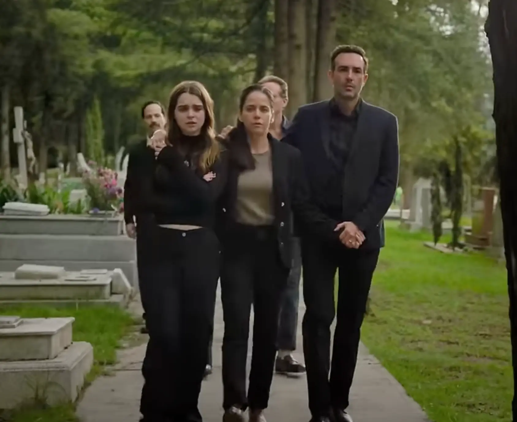 A community is beset by tragedy in the show. (Netflix)