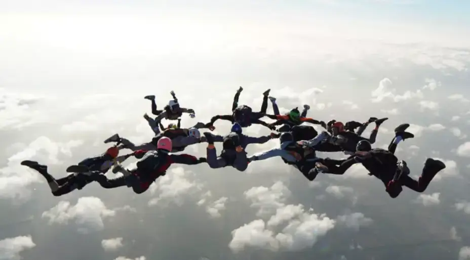 She was said to have completed over 500 jumps (Facebook/ Jade Damarell)