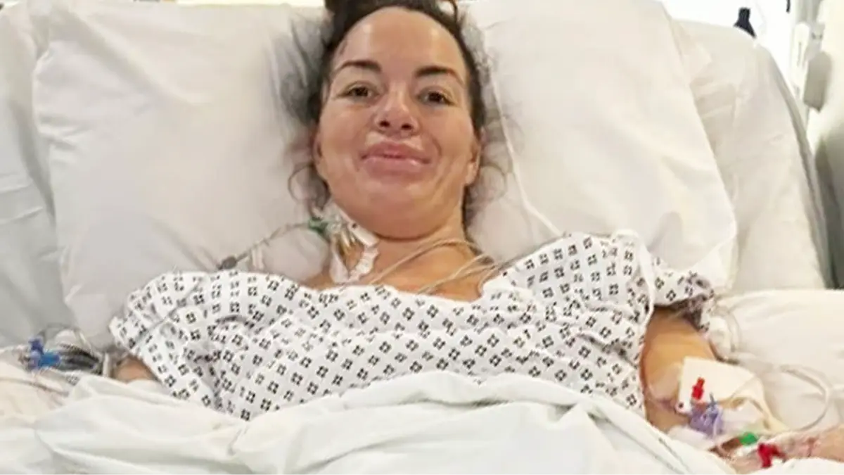 Doctors forced to apologize after 32-year-old woman given hysterectomy to treat 'tumor on her ovary' but biopsy showed no signs of cancer
