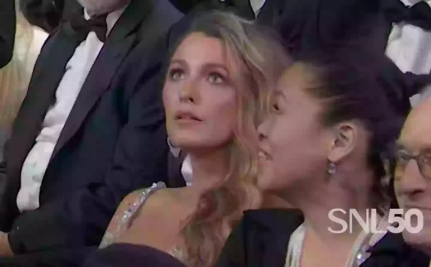 Blake Lively's body language during SNL 50 has been analyzed (NBC)