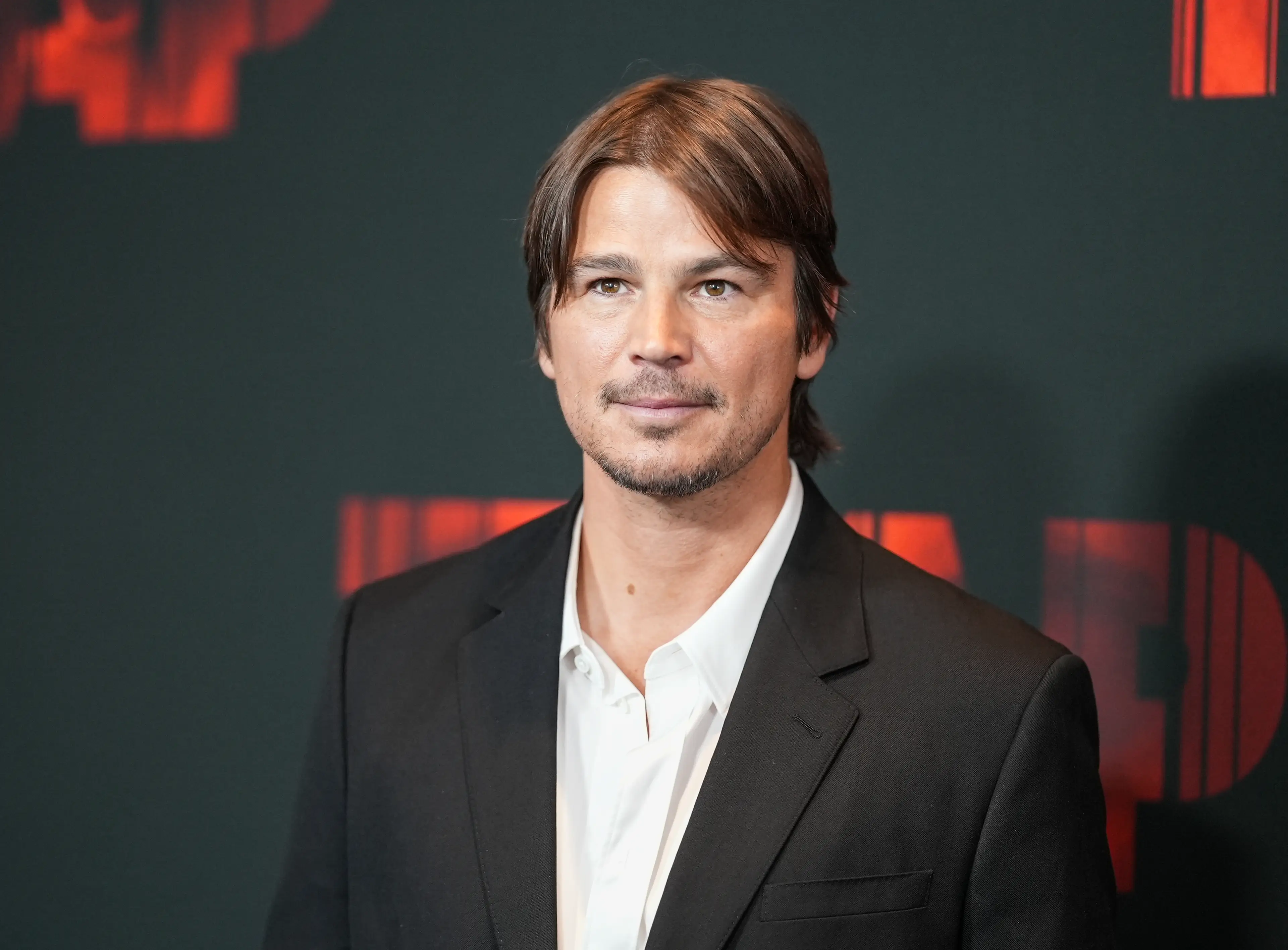 Hartnett says he likes the village life compared to living in Hollywood.(John Nacion/FilmMagic)