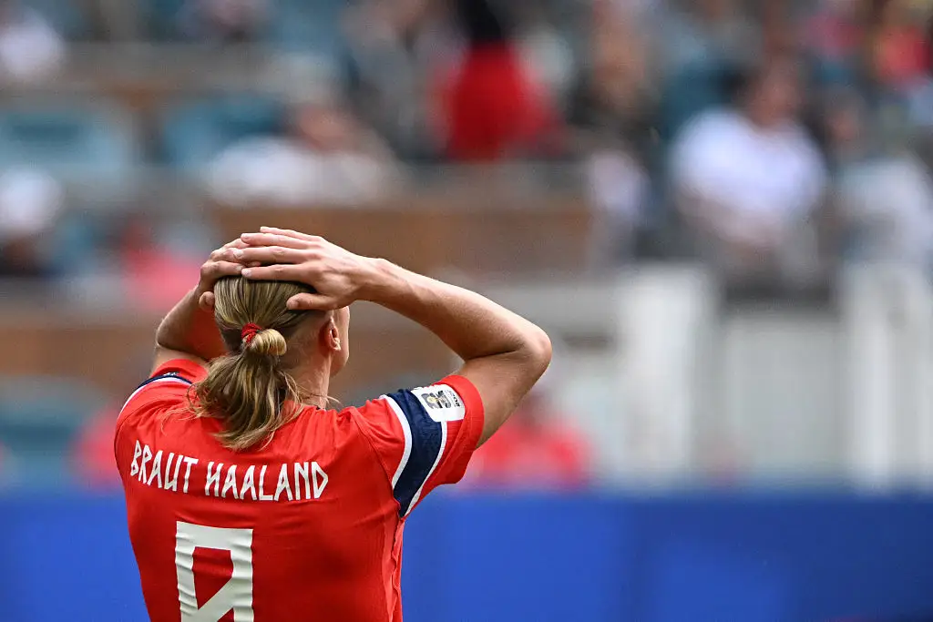 His parents, Alf-Inge "Alfie" Haaland and Gry Marita Braut, were both professional athletes in their own right. (Photo by MAURO PIMENTEL / AFP via Getty Images)