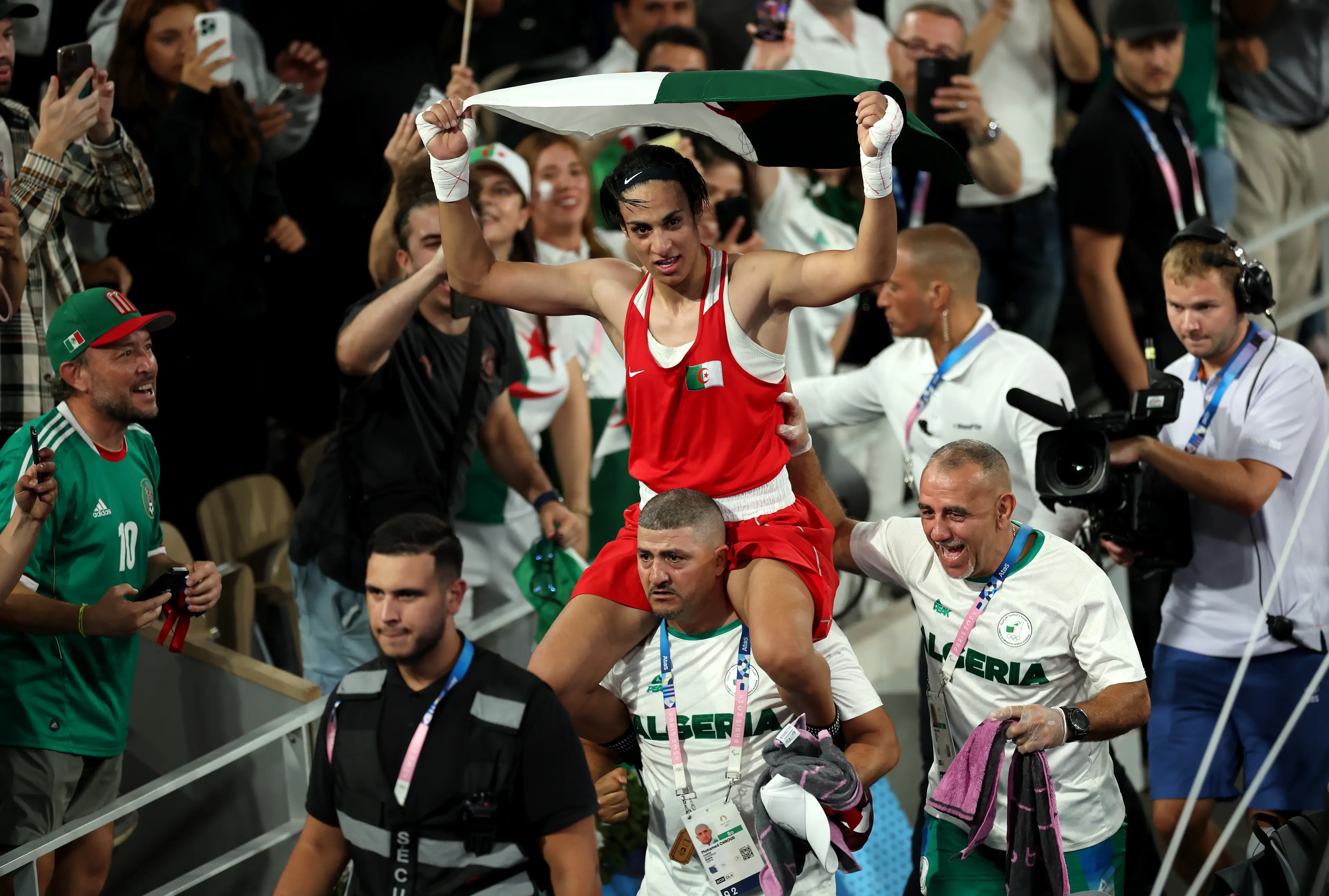 Khelif celebrates her victory. (Maja Hitij/Getty Images)