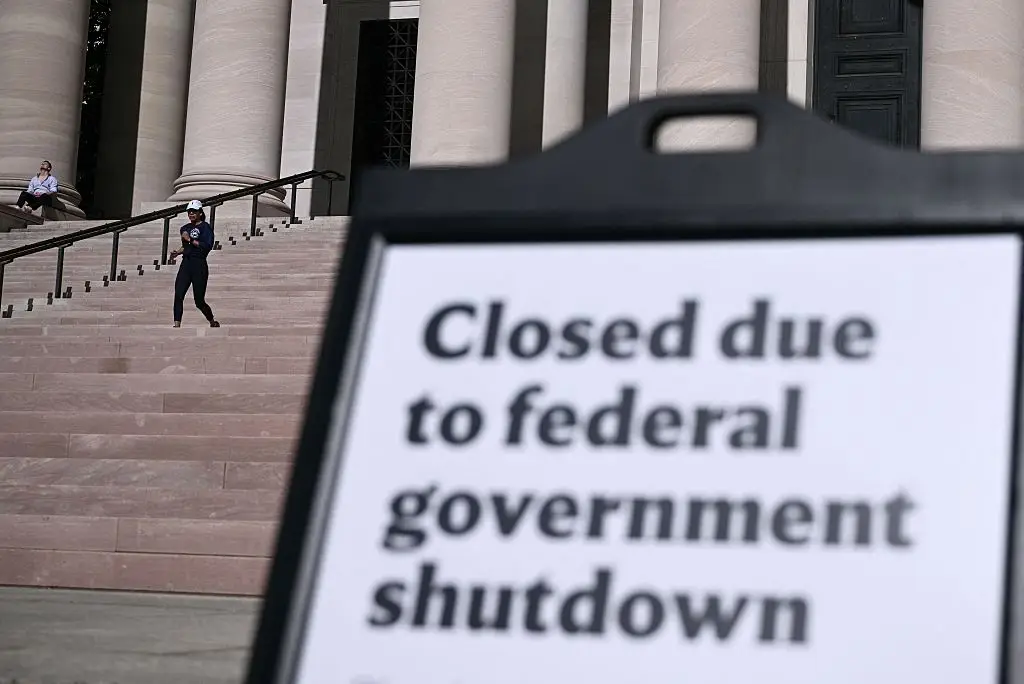 It's now the longest government shutdown in US history (BRENDAN SMIALOWSKI/AFP via Getty Images)