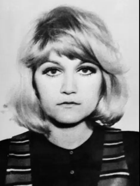 Vesna Vulović holds the Guinness World Record for the highest fall survived without a parachute.