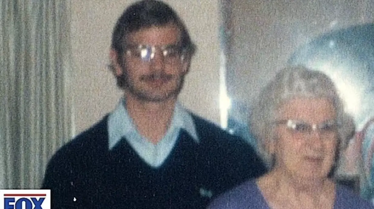 Dahmer reveals he had mummified remains of his last victim at West Allis - where he'd stayed with his grandmother.