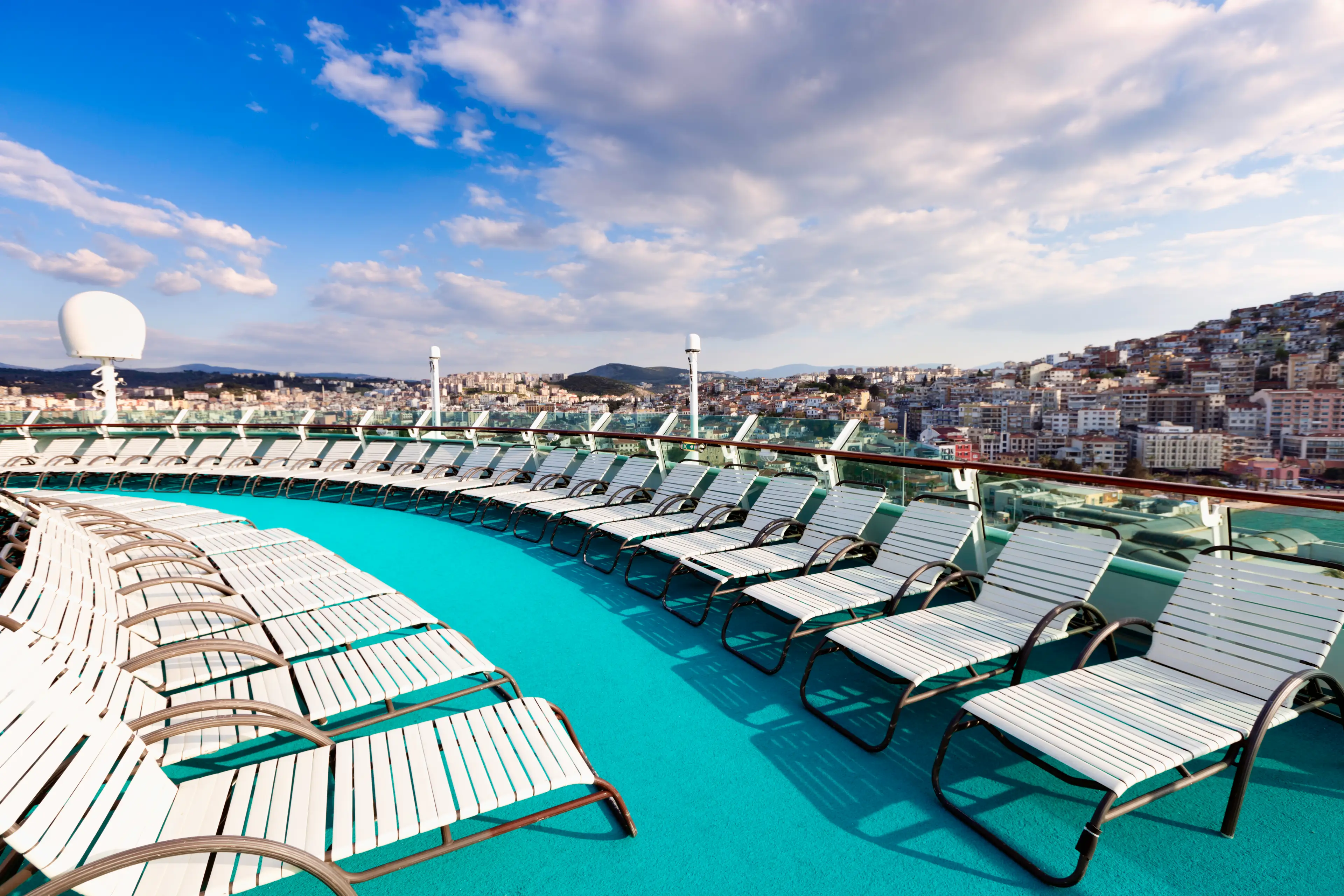 Carnival has a plan to stop sun bed wars  (Getty Stock Photo)